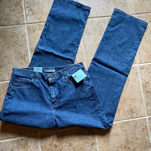 Lee Denim - NWT Lee blue straight leg jeans relaxed fit, 10L